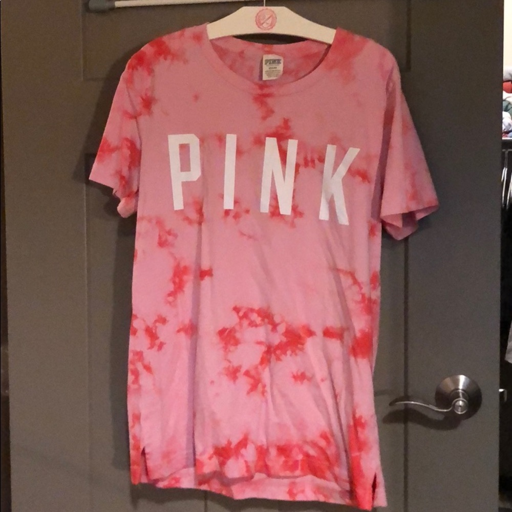 PINK campus tee